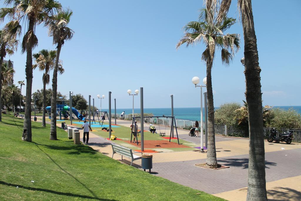Arlozorov Bat Yam Beach Стая снимка